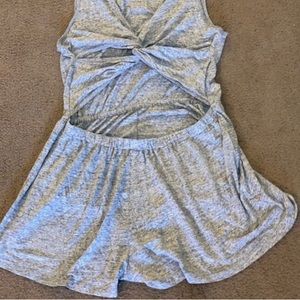 LOU & GREY LOFT LINEN GRAY ROMPER OPEN TWIST BACK